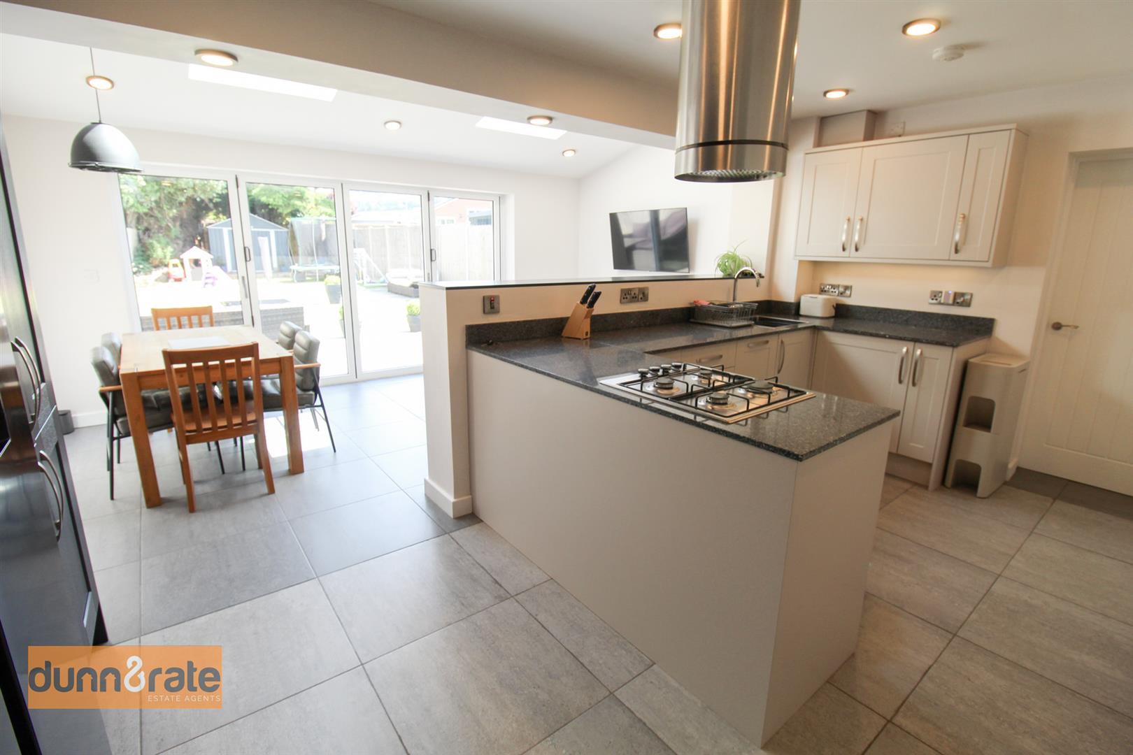 Cadeby Grove, Milton
